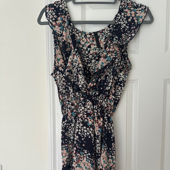 Fox's Sleeveless Floral Romper - Picture 1 of 2